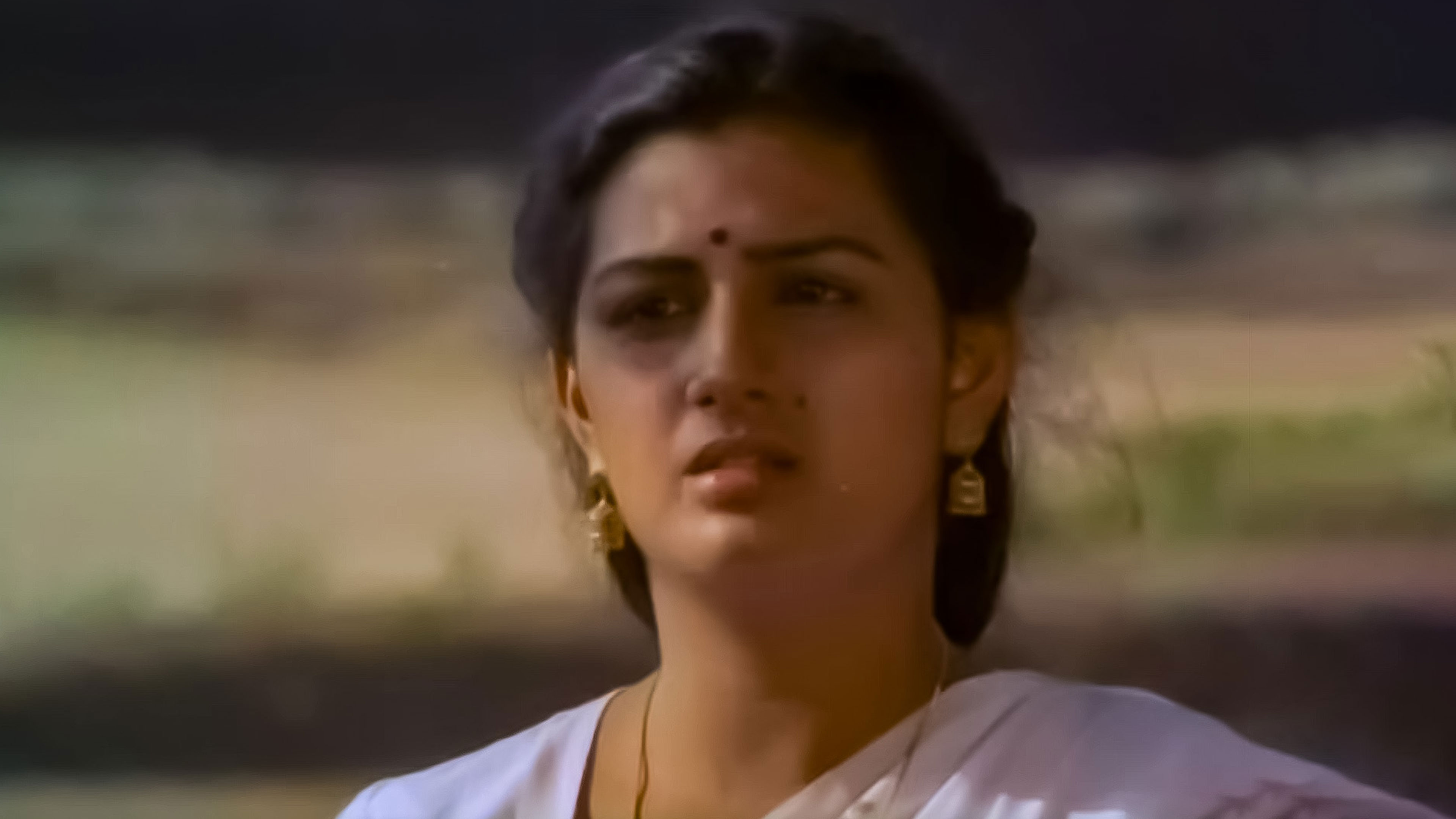 Akkare Ninnoru Maran Online