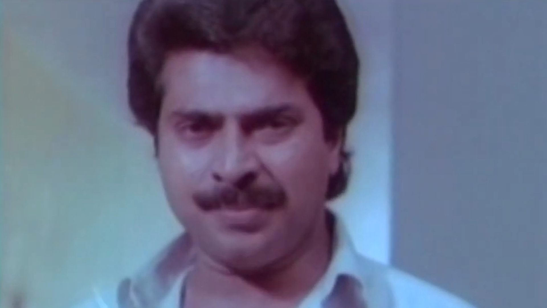 Moonnu Masangalkku Munpu Online