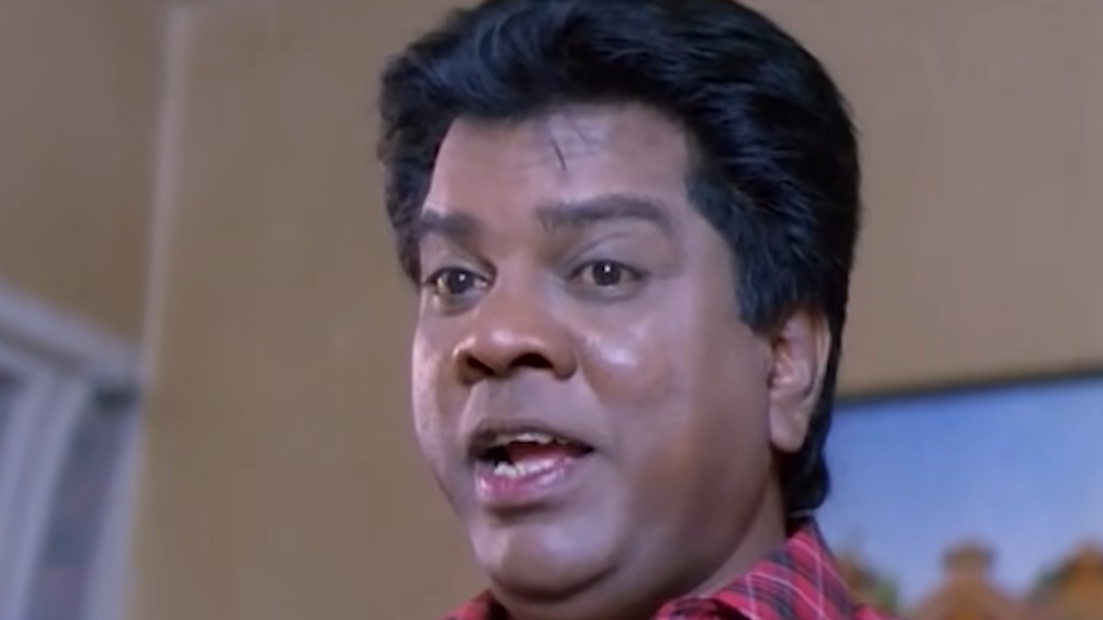 Excuse Me Ethu Collegila Online