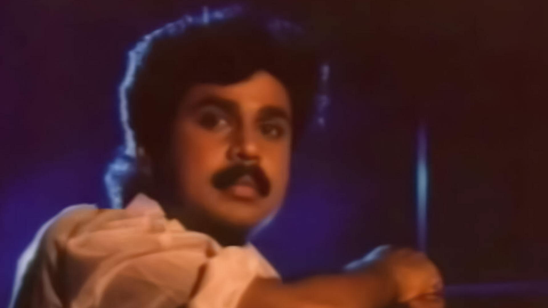 Ezharakkoottam Online