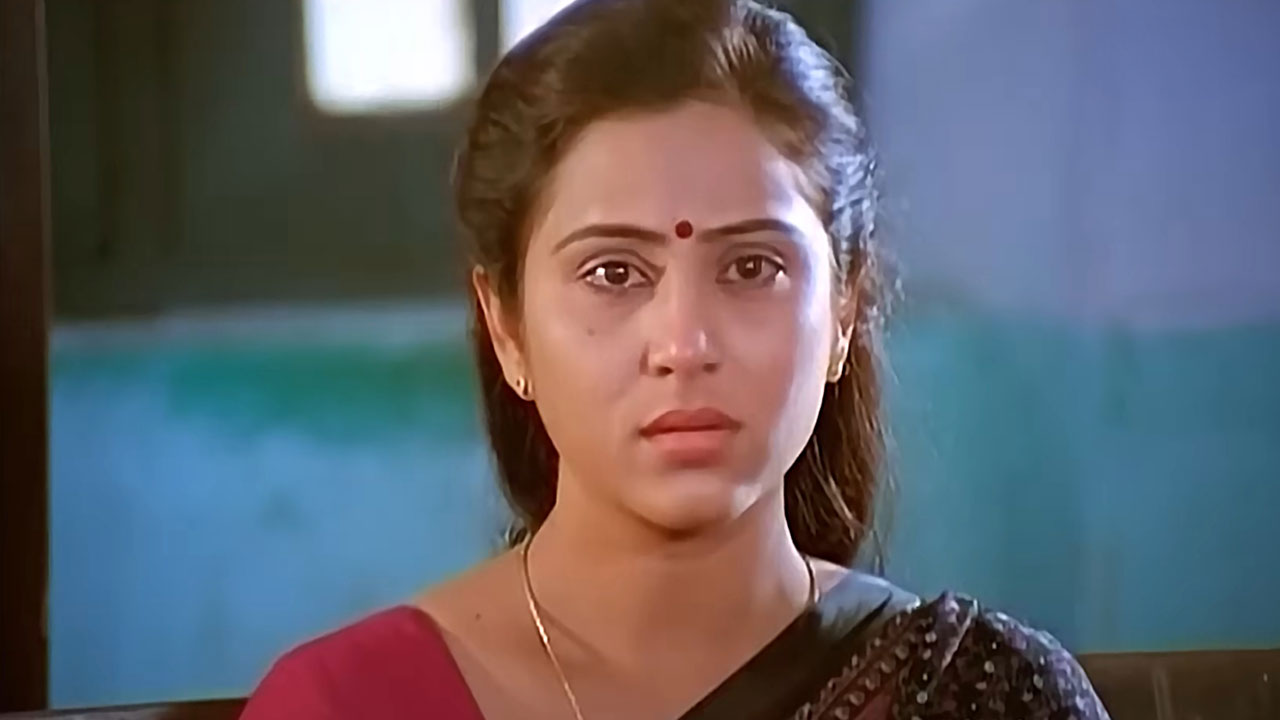 Pookkalam Varavayi Online