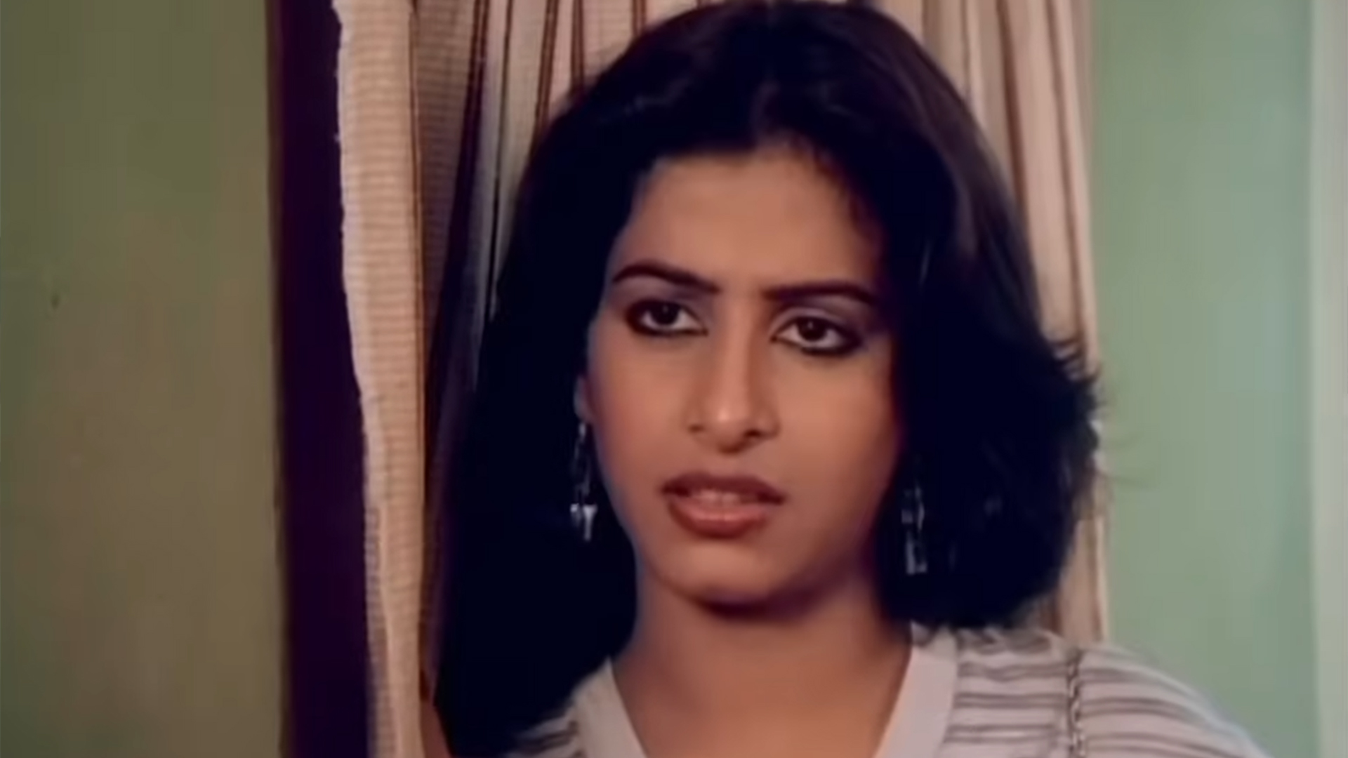 Avidathepole Ivideyum Online