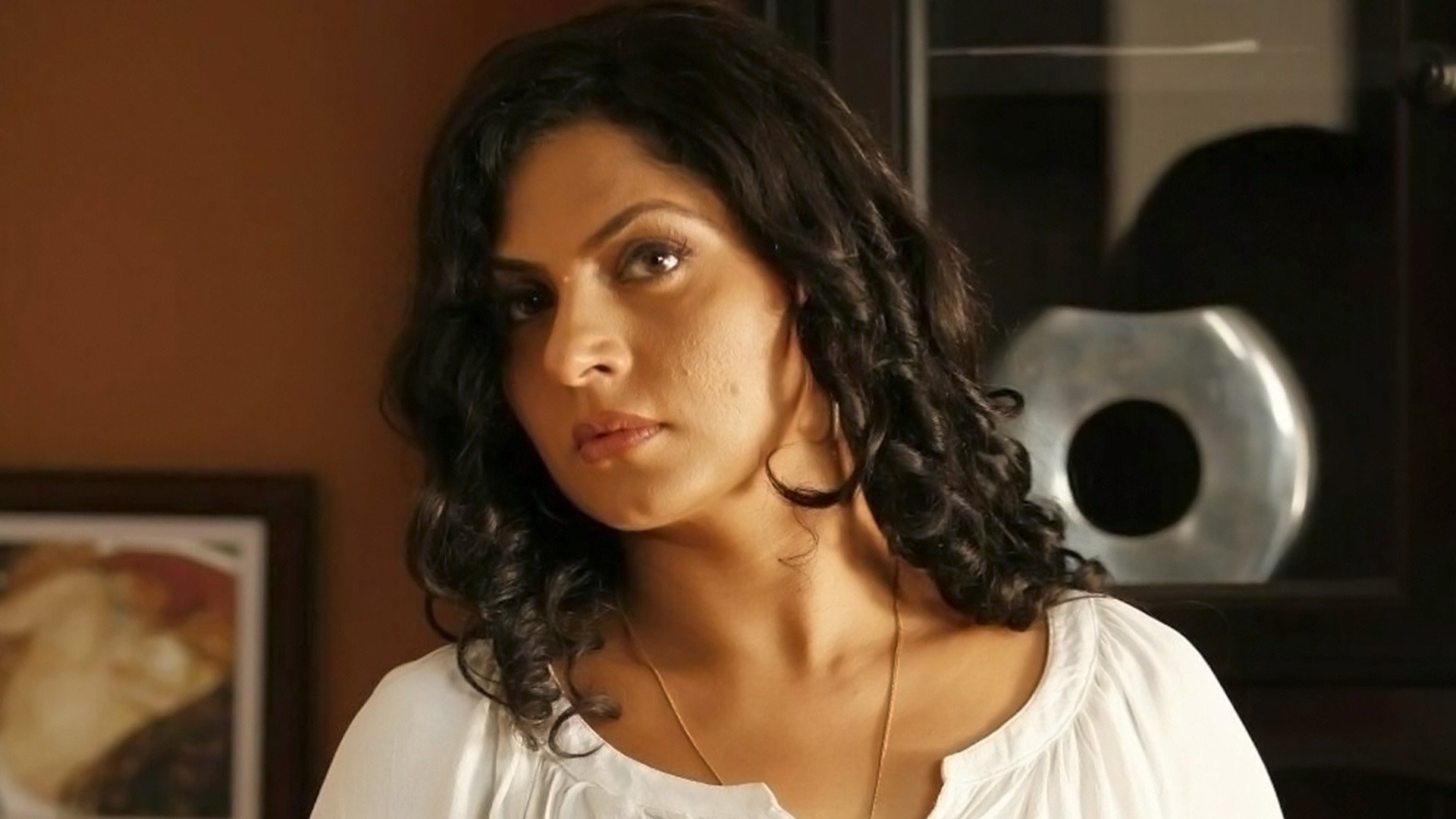 Zachariayude Garbhinikal Online