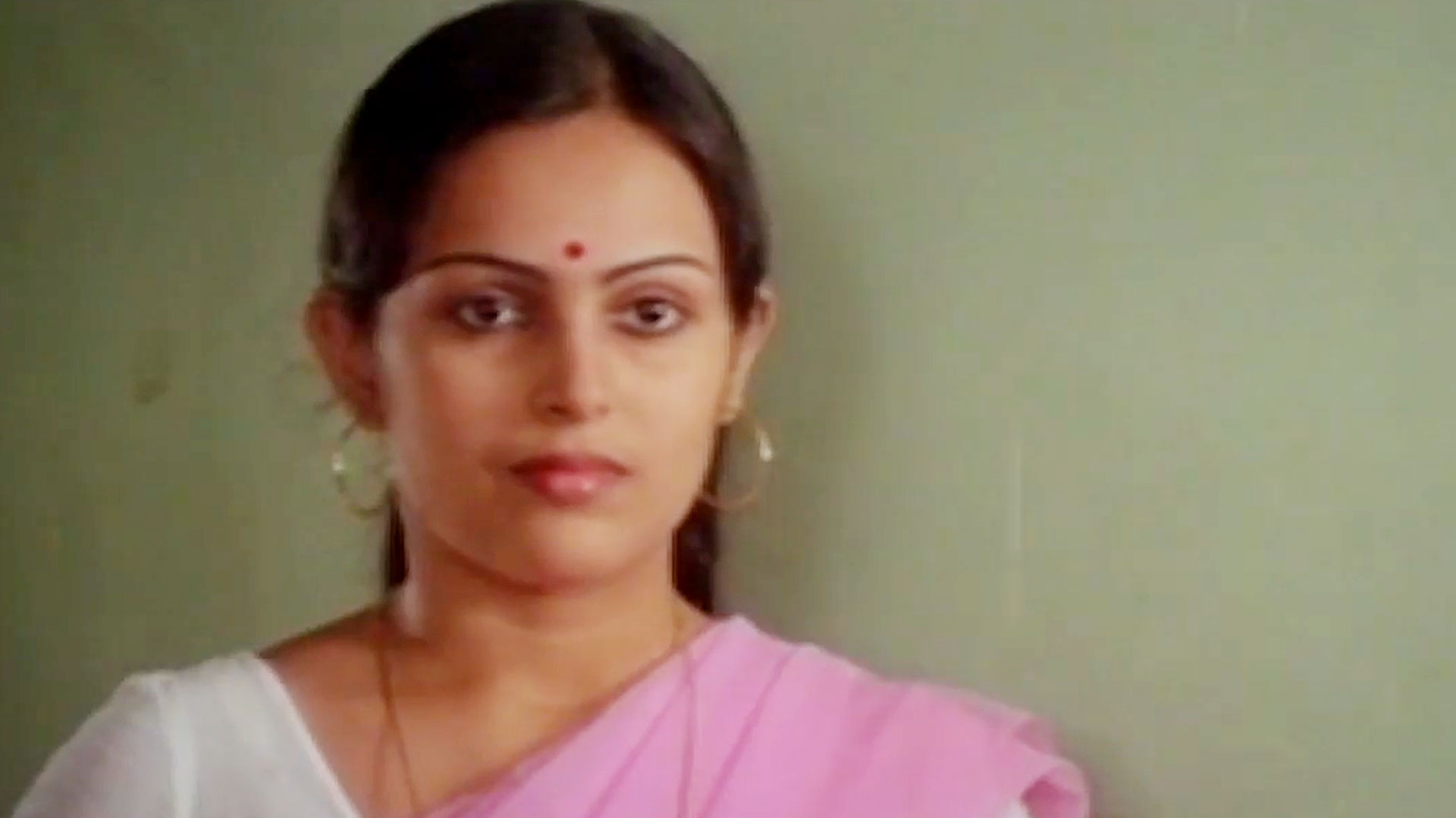 Ee Lokam Evide Kure Manushyar Online