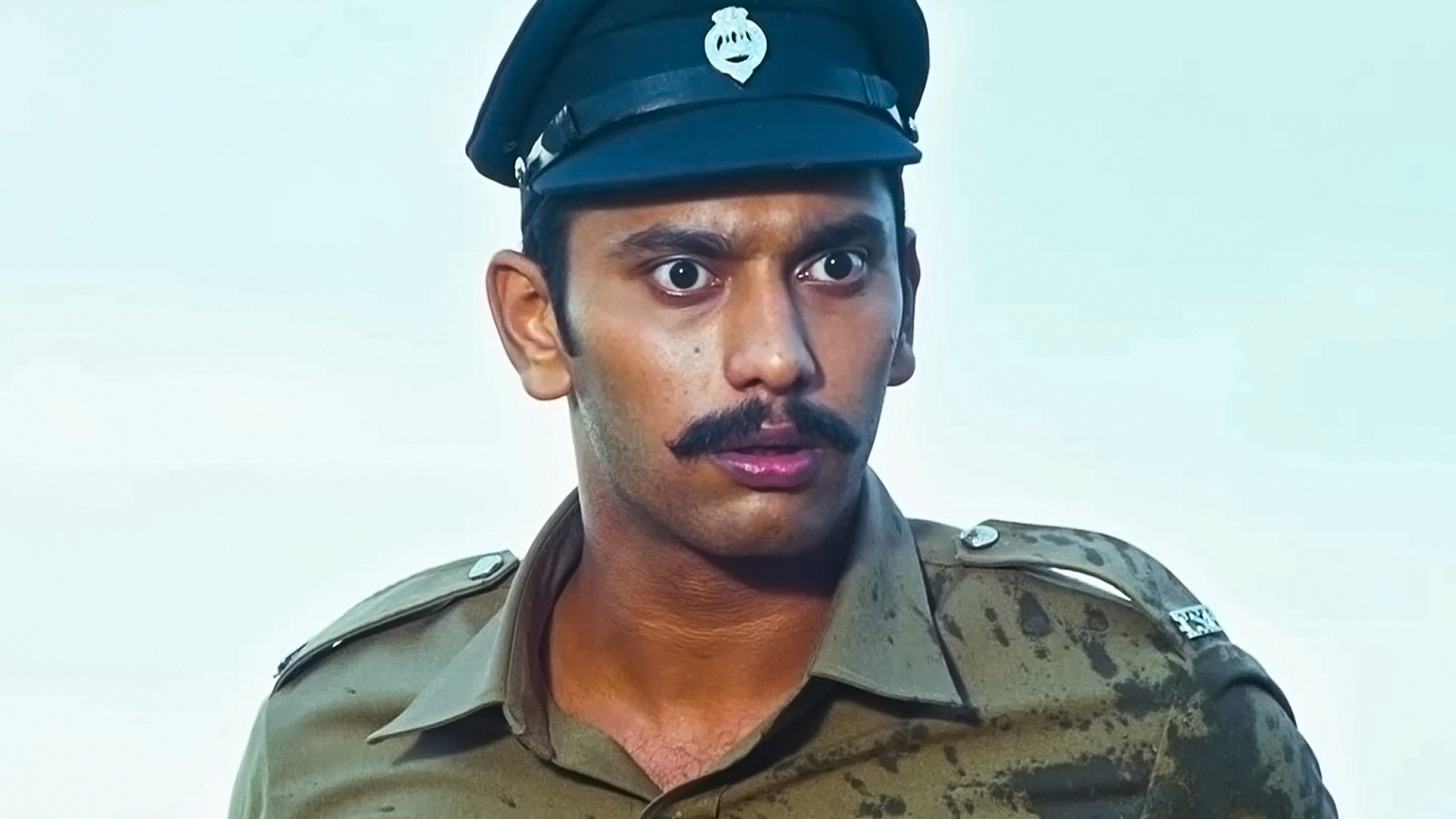 Naalu Policeum Nalla Irundha Oorum Online