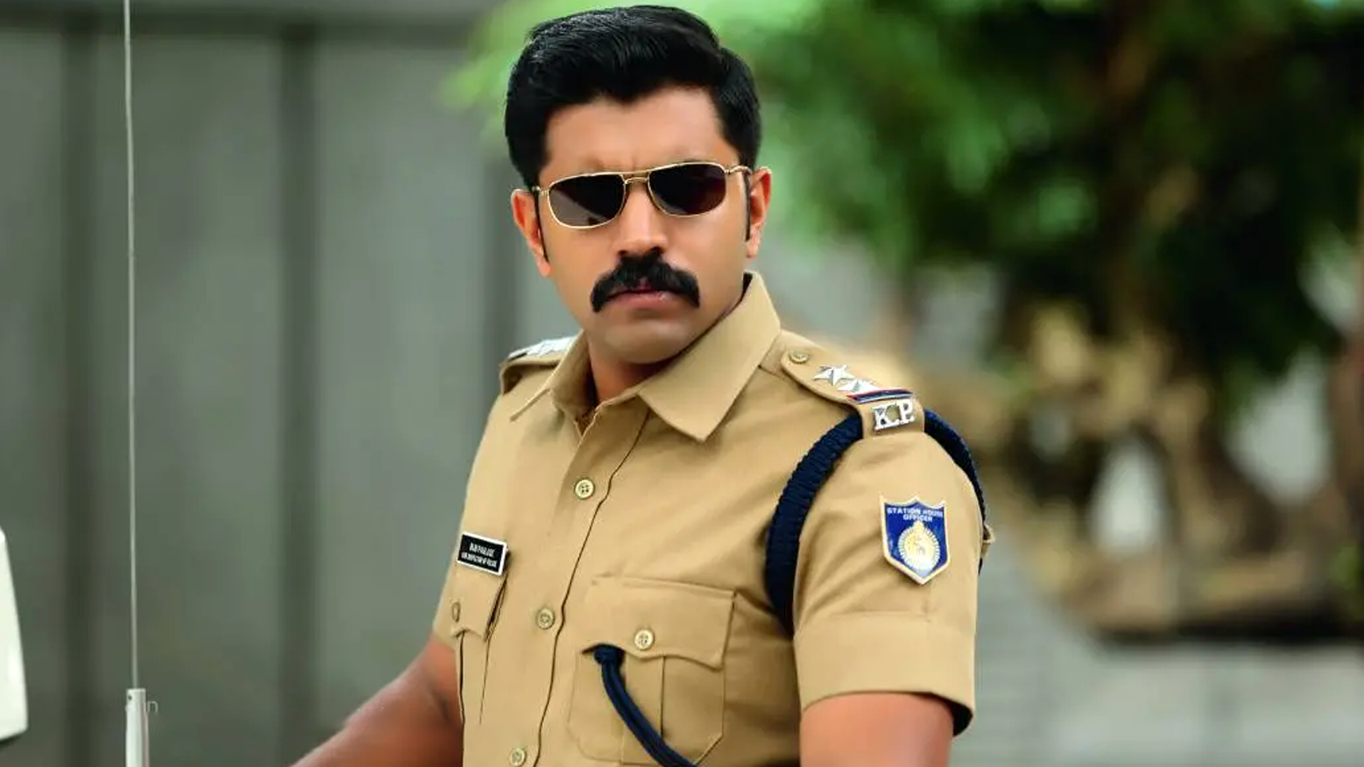 Action Hero Biju Online