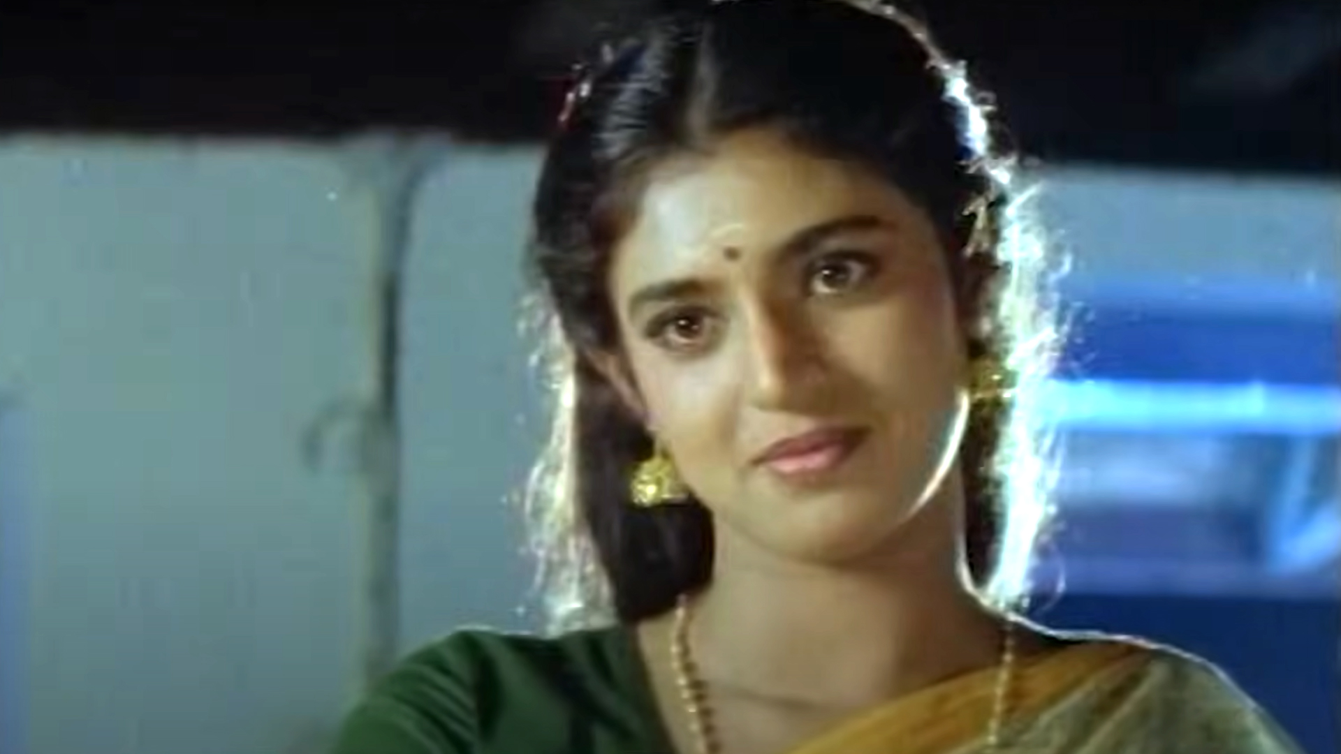 Aniyan Bava Chetan Bava Online