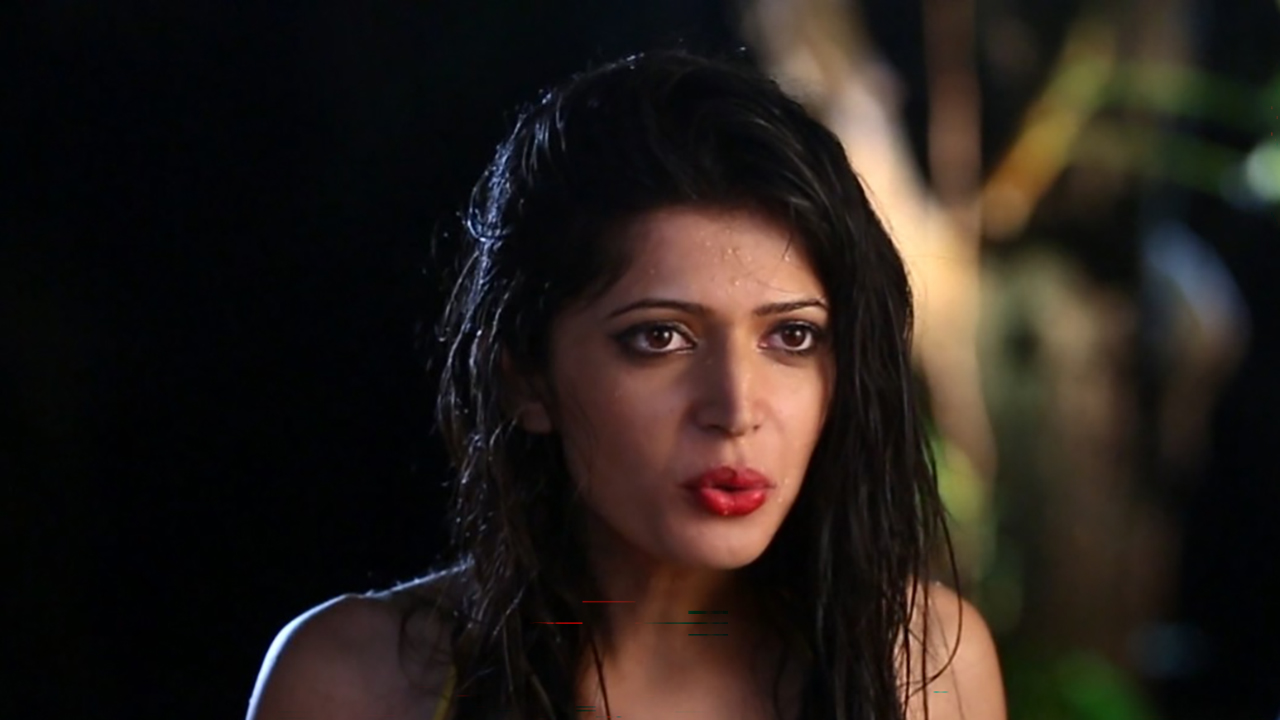 Kaisi Yeh Yaariaan Online