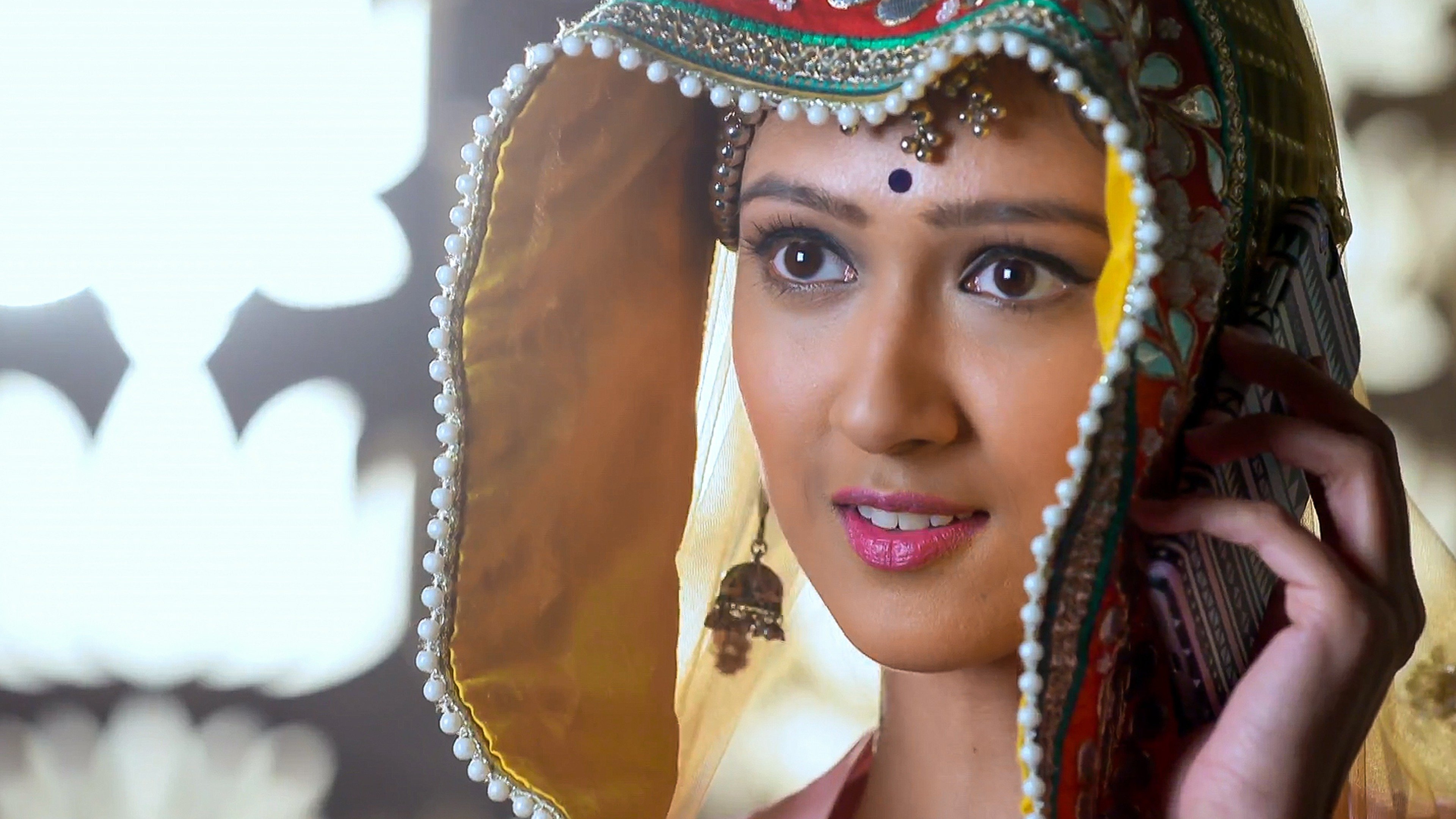 Kadhala Kadhala Online