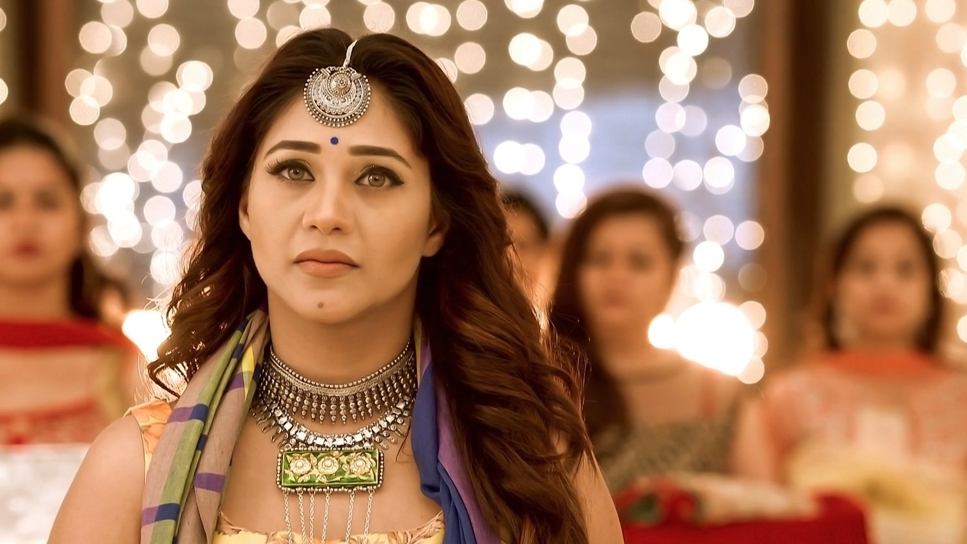 Kadhala Kadhala Online