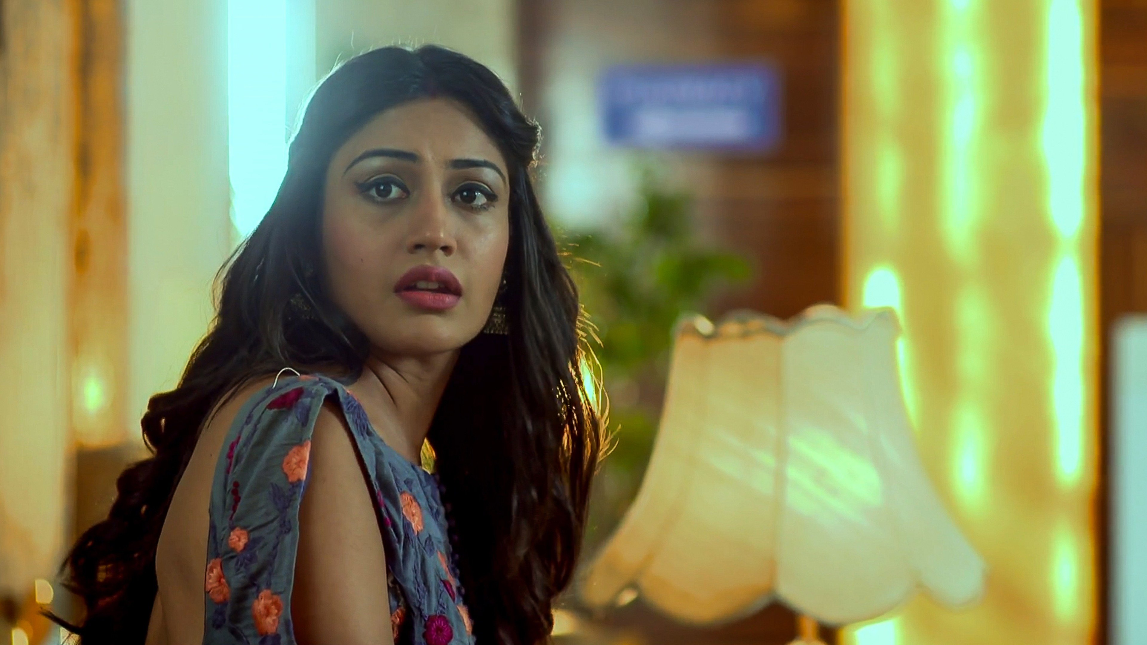 Kadhala Kadhala Online