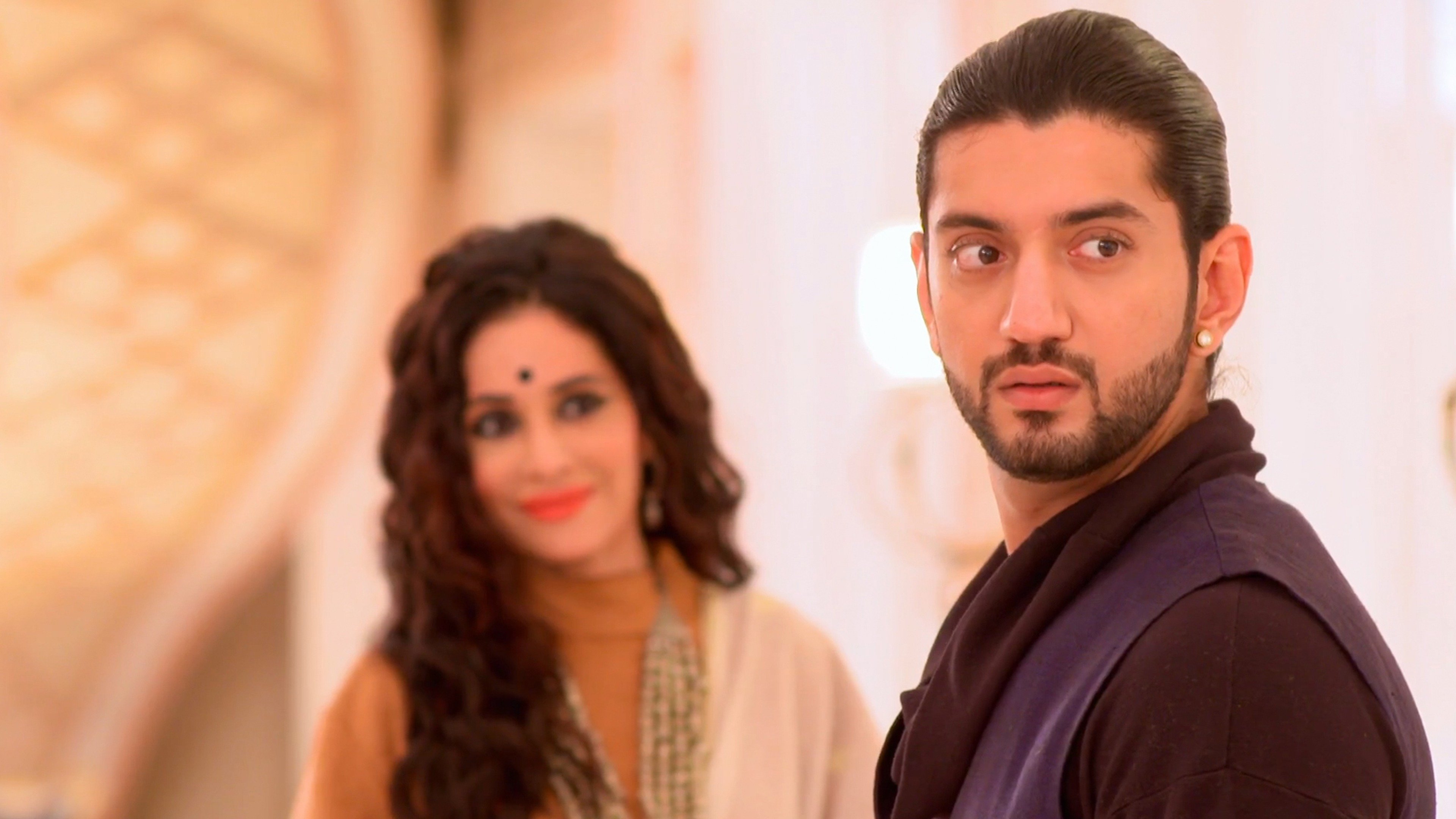 Kadhala Kadhala Online