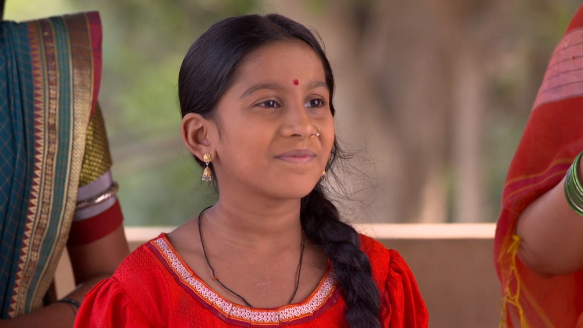 Pavada Purusha Online