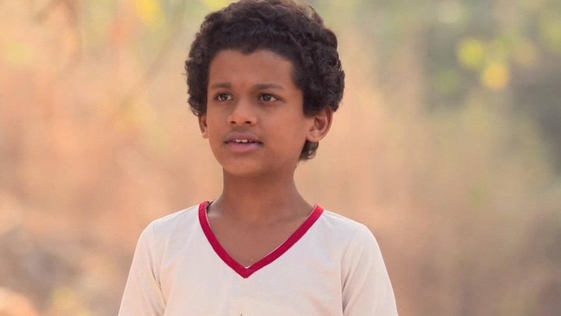 Pavada Purusha Online