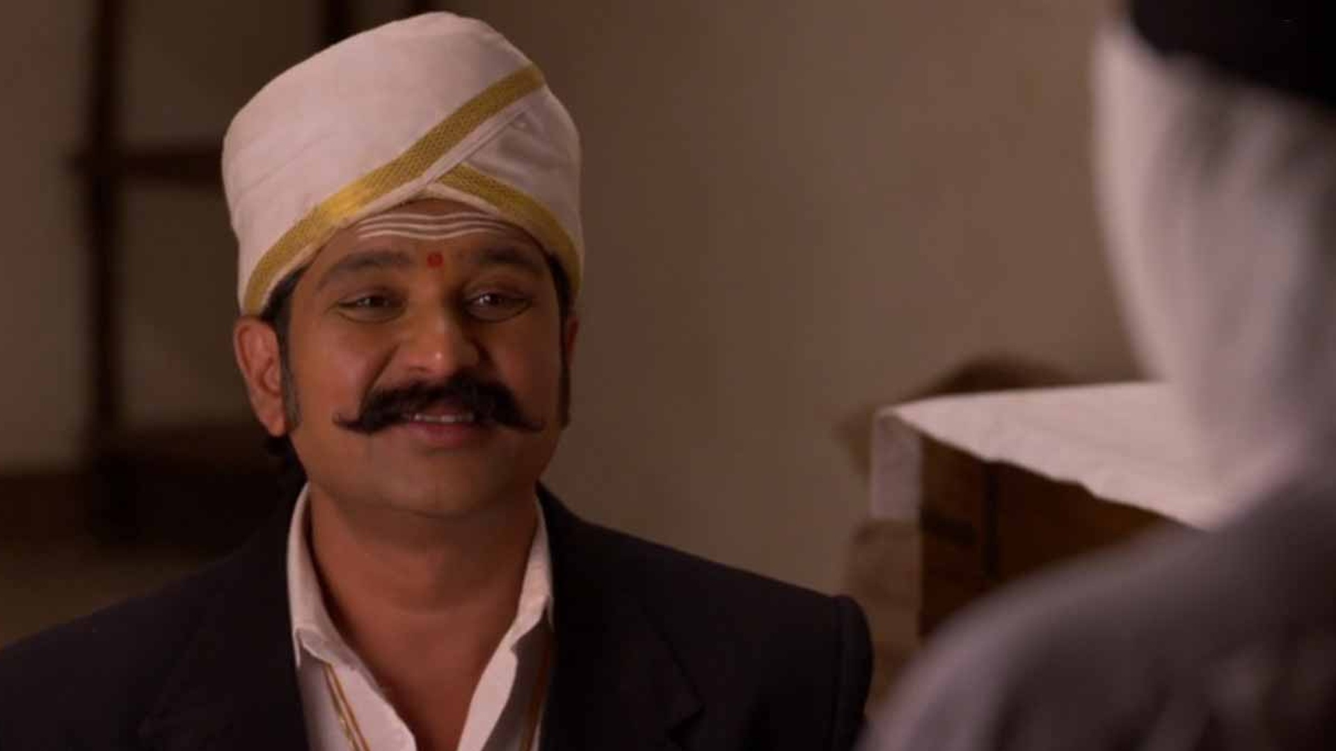 Pavada Purusha Online