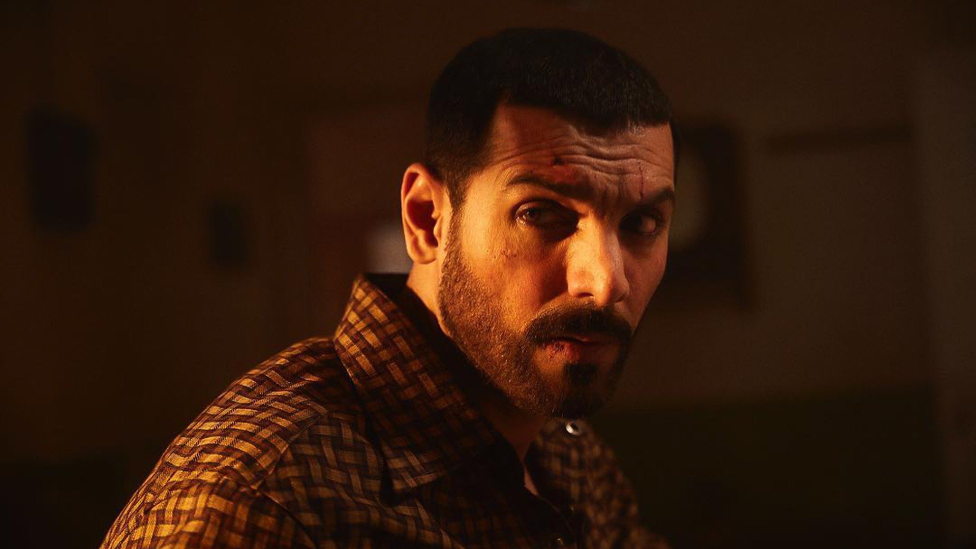 Romeo Akbar Walter Online