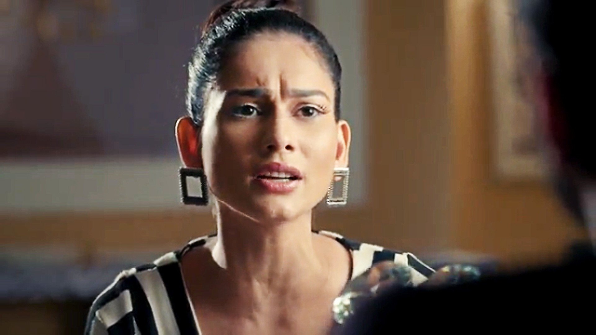 Silsila Badalte Rishton Ka Online