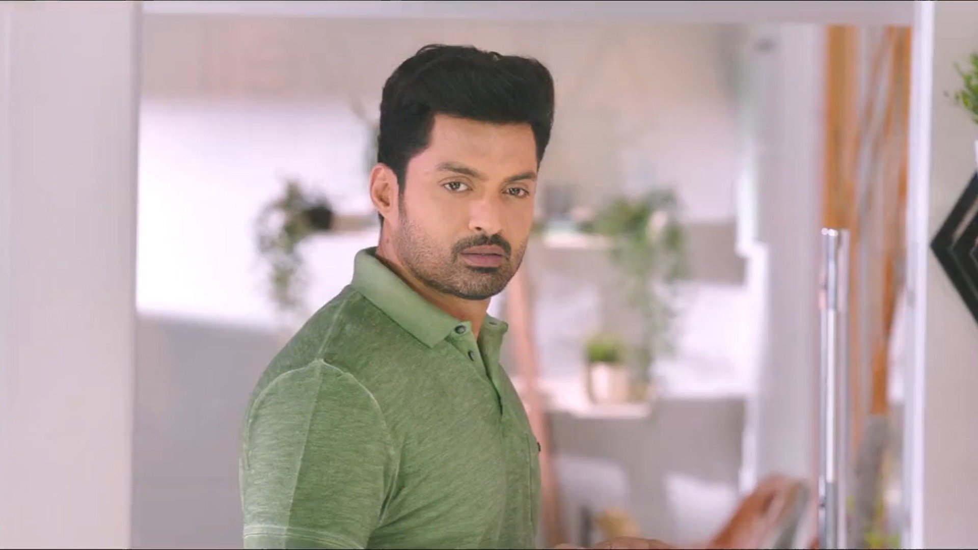 Entha Manchivaadavuraa Online