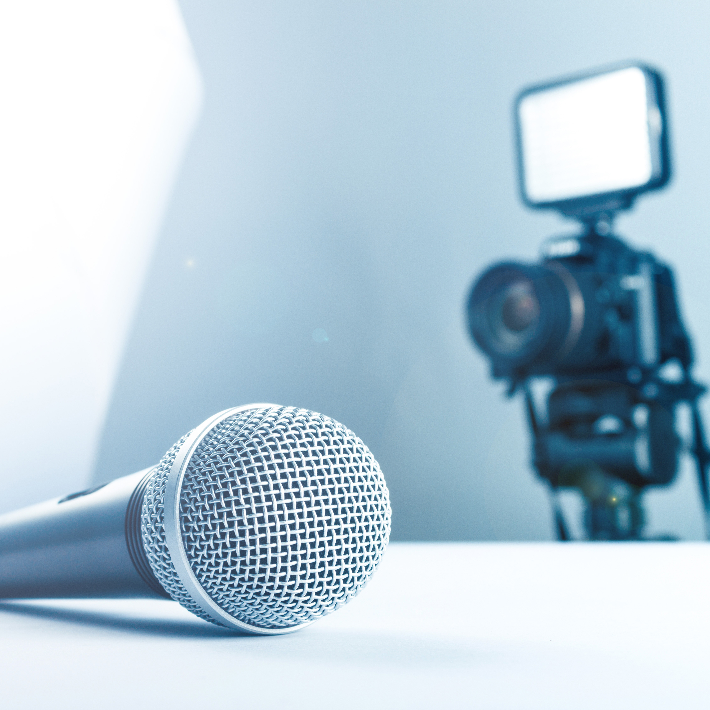 In conversation Online