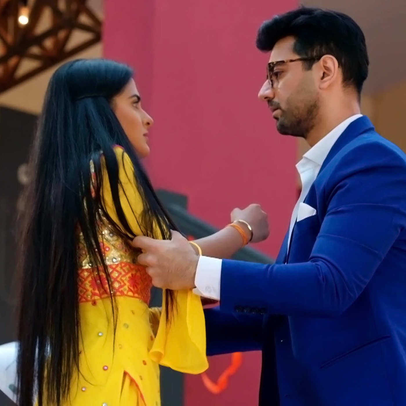 Shaurya Aur Anokhi Ki Kahani Online