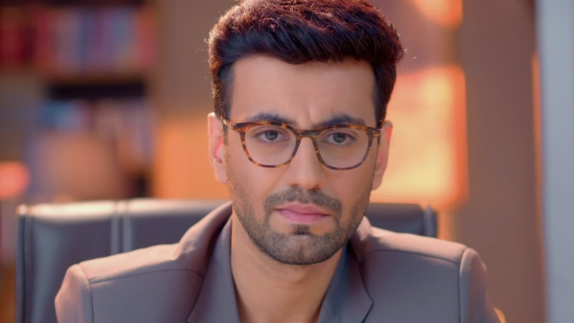 Shaurya Aur Anokhi Ki Kahani Online