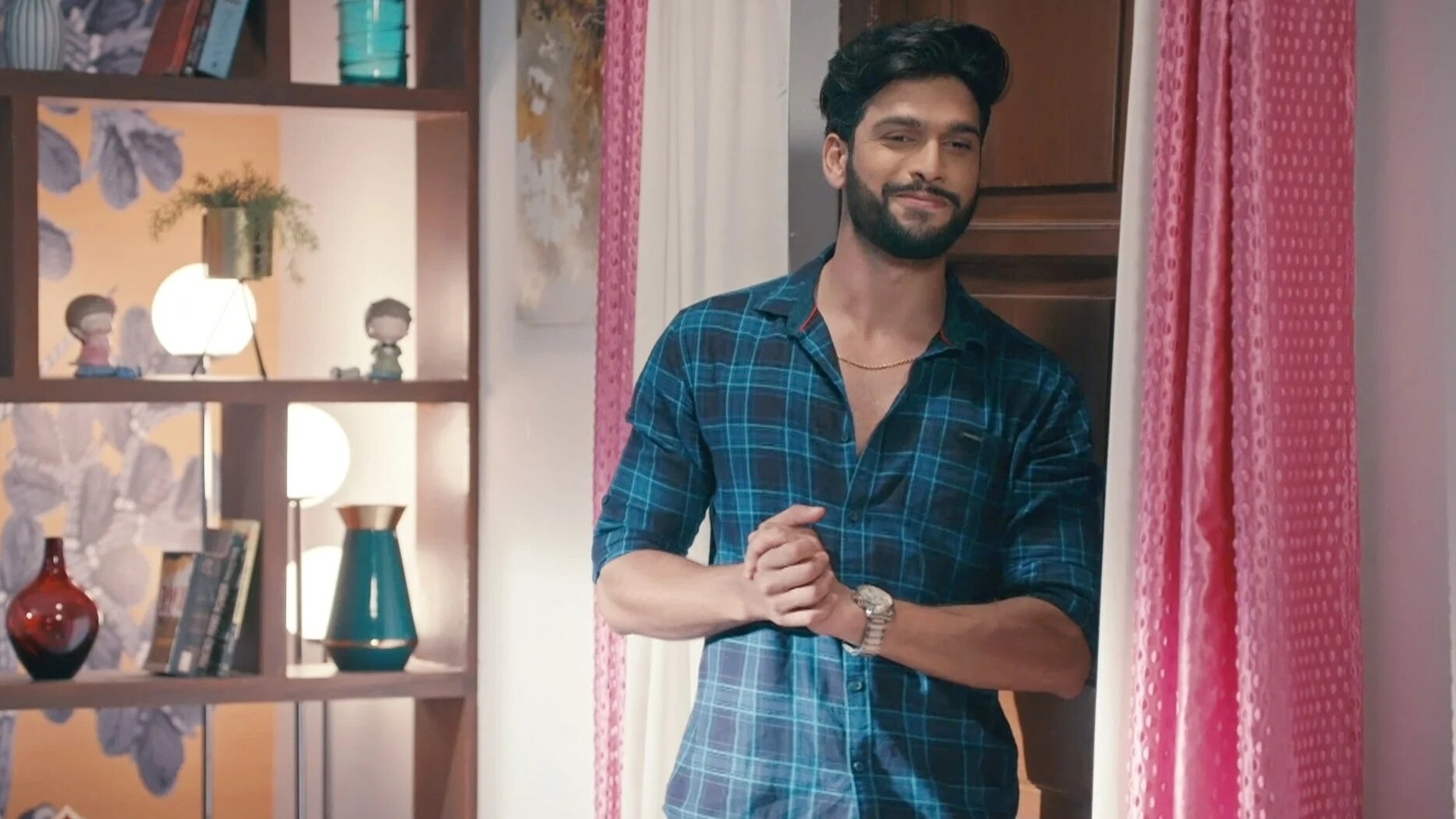 Mehndi Hai Rachne Waali Online