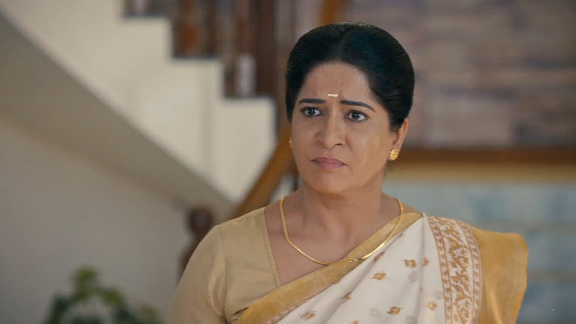 Mehndi Hai Rachne Waali Online