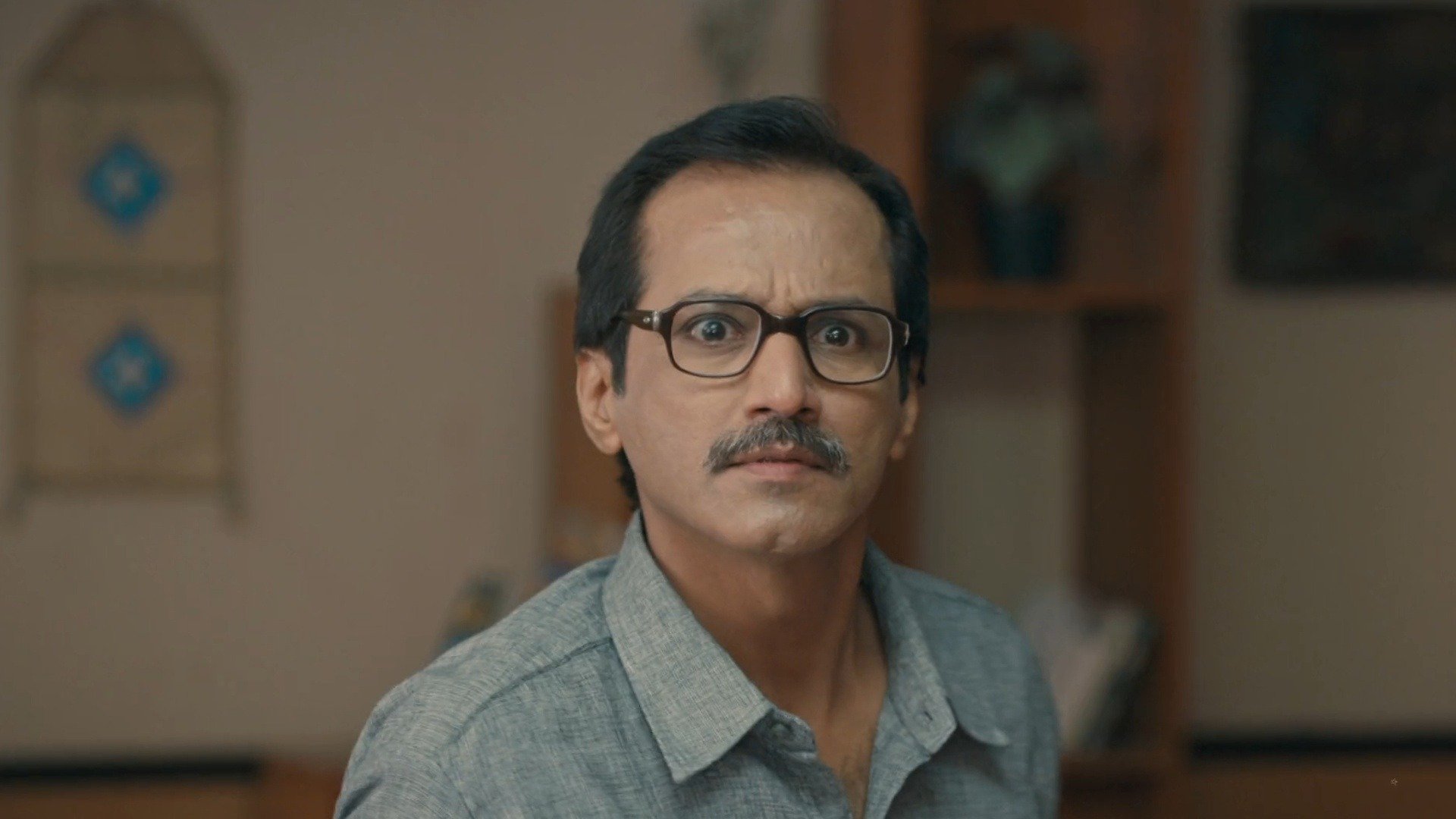 Mehndi Hai Rachne Waali Online