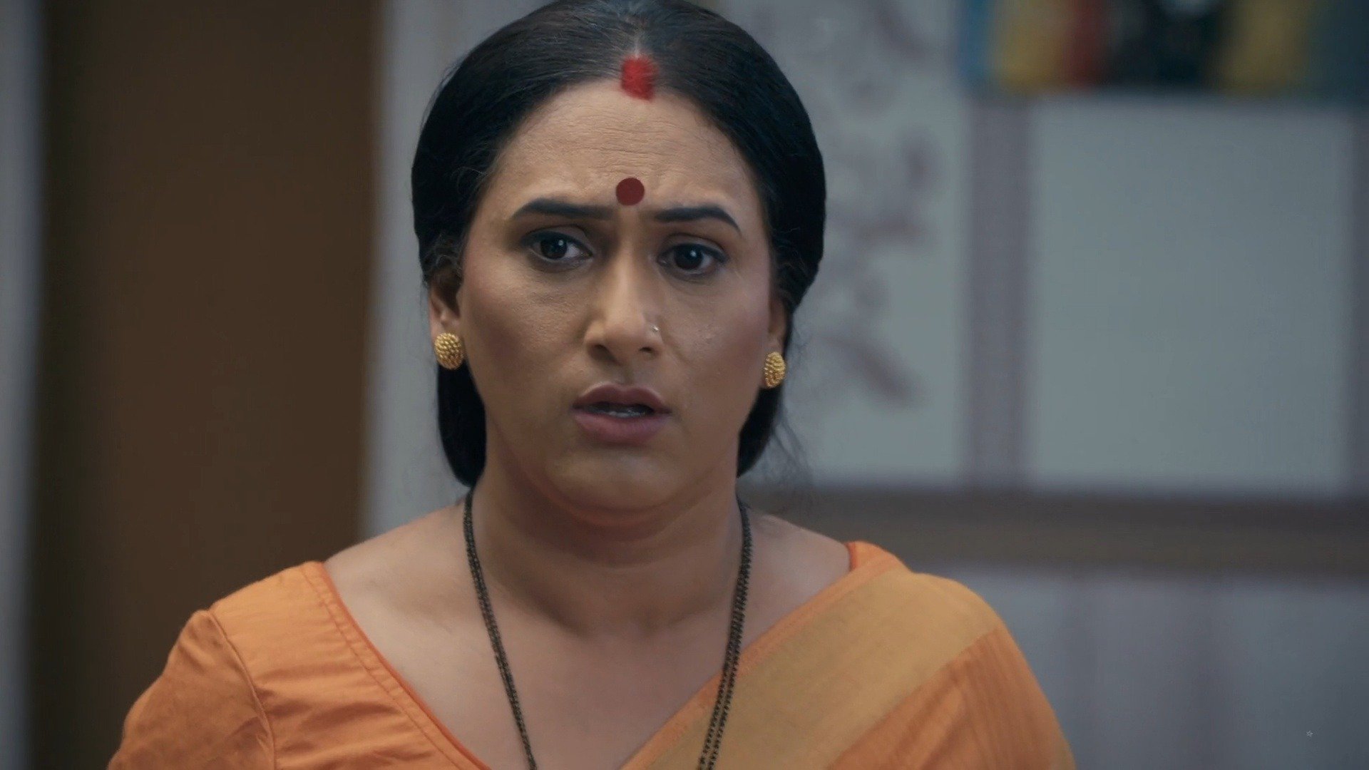 Mehndi Hai Rachne Waali Online