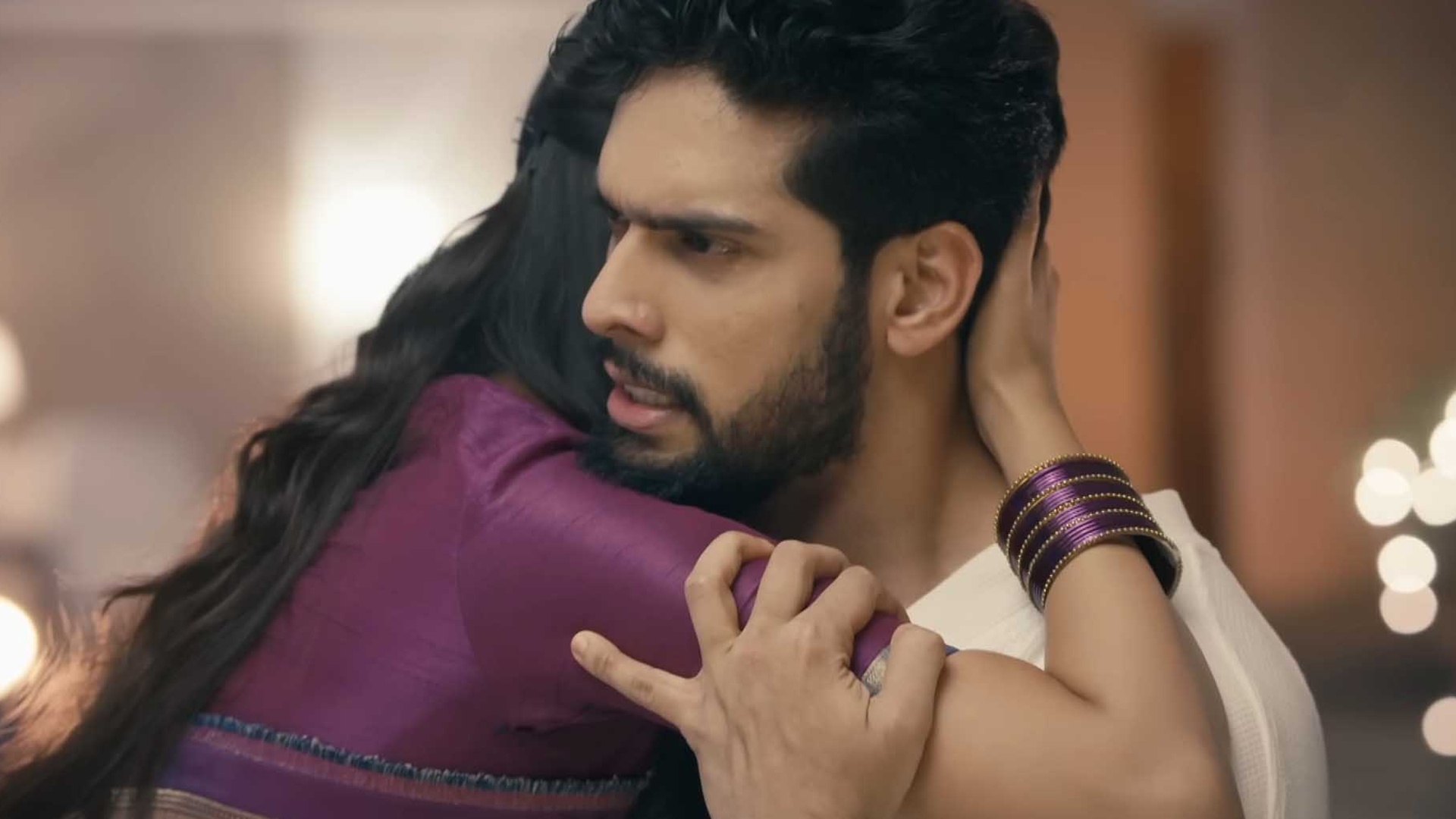 Mehndi Hai Rachne Waali Online