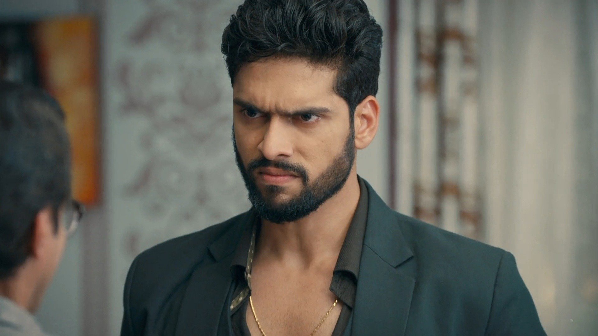 Mehndi Hai Rachne Waali Online