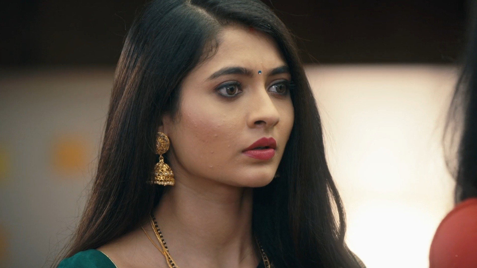 Mehndi Hai Rachne Waali Online