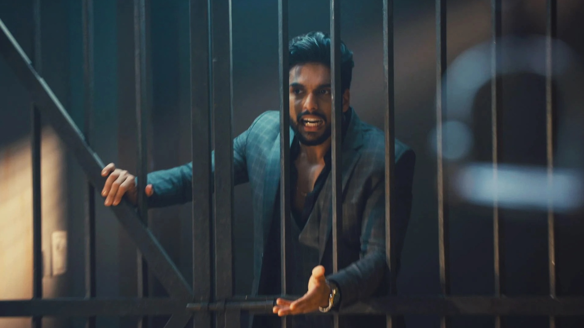 Mehndi Hai Rachne Waali Online