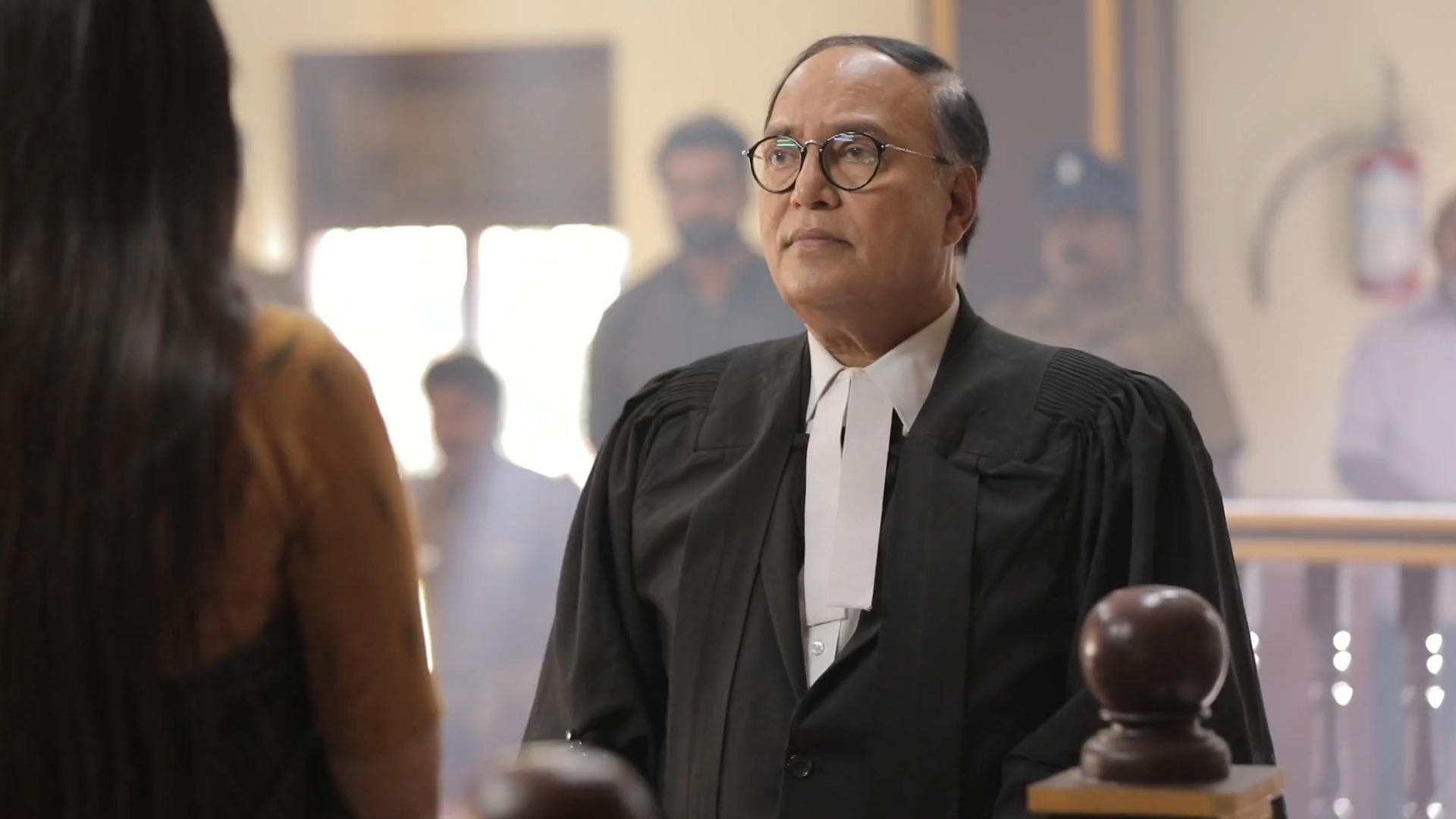 Thendral Vandhu Ennai Thodum Online