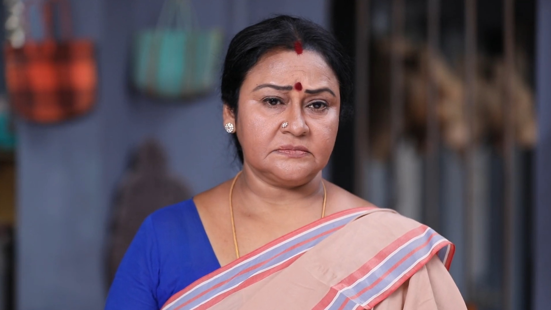 Thendral Vandhu Ennai Thodum Online