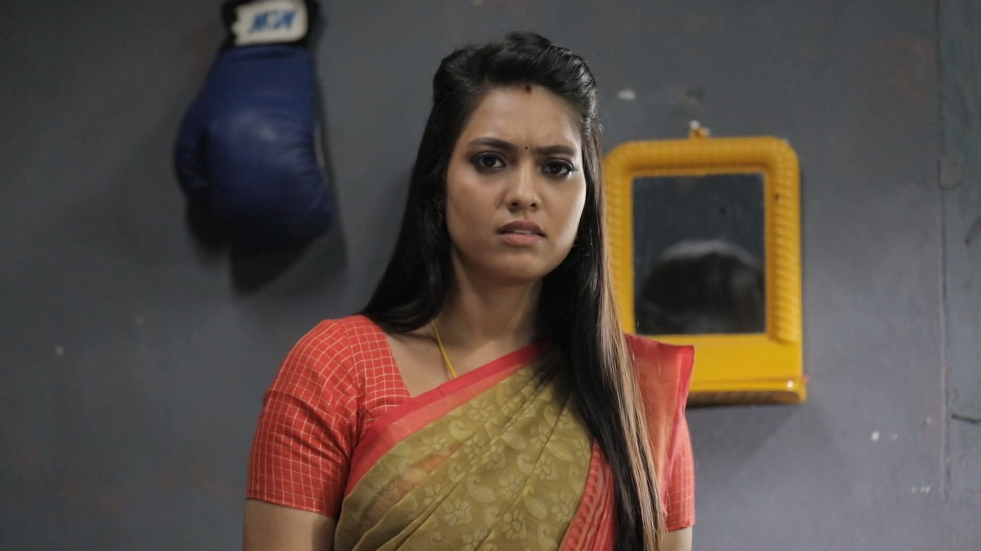 Thendral Vandhu Ennai Thodum Online