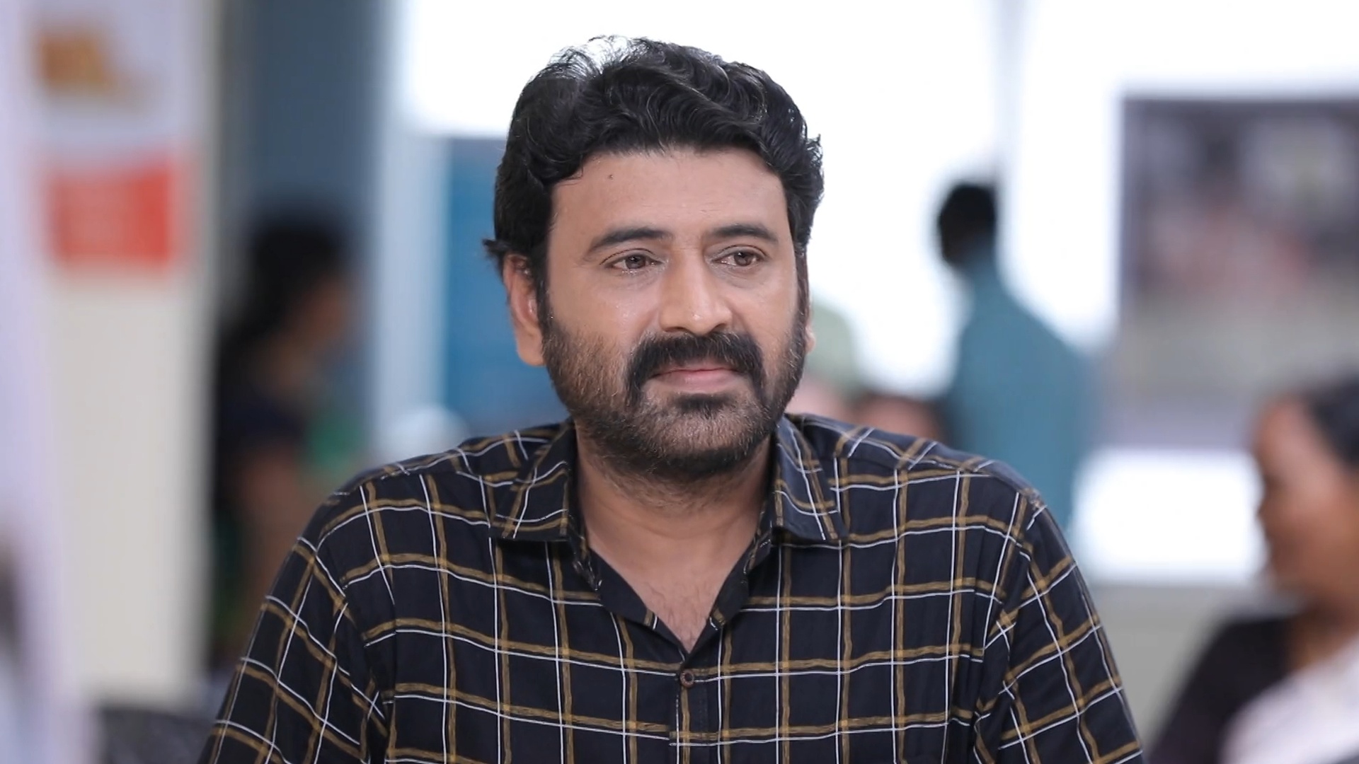 Thendral Vandhu Ennai Thodum Online