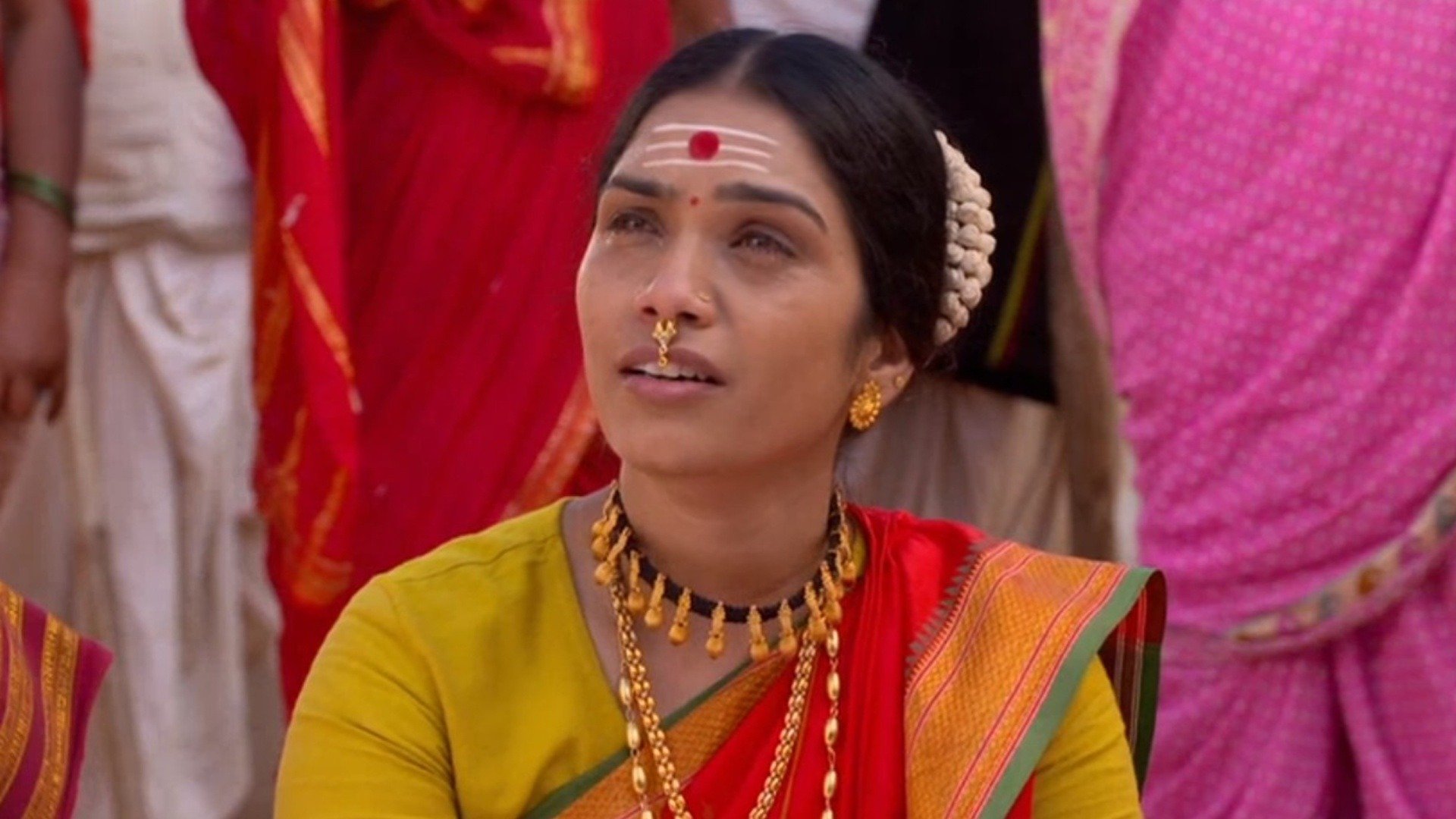 Pavada Purusha Online