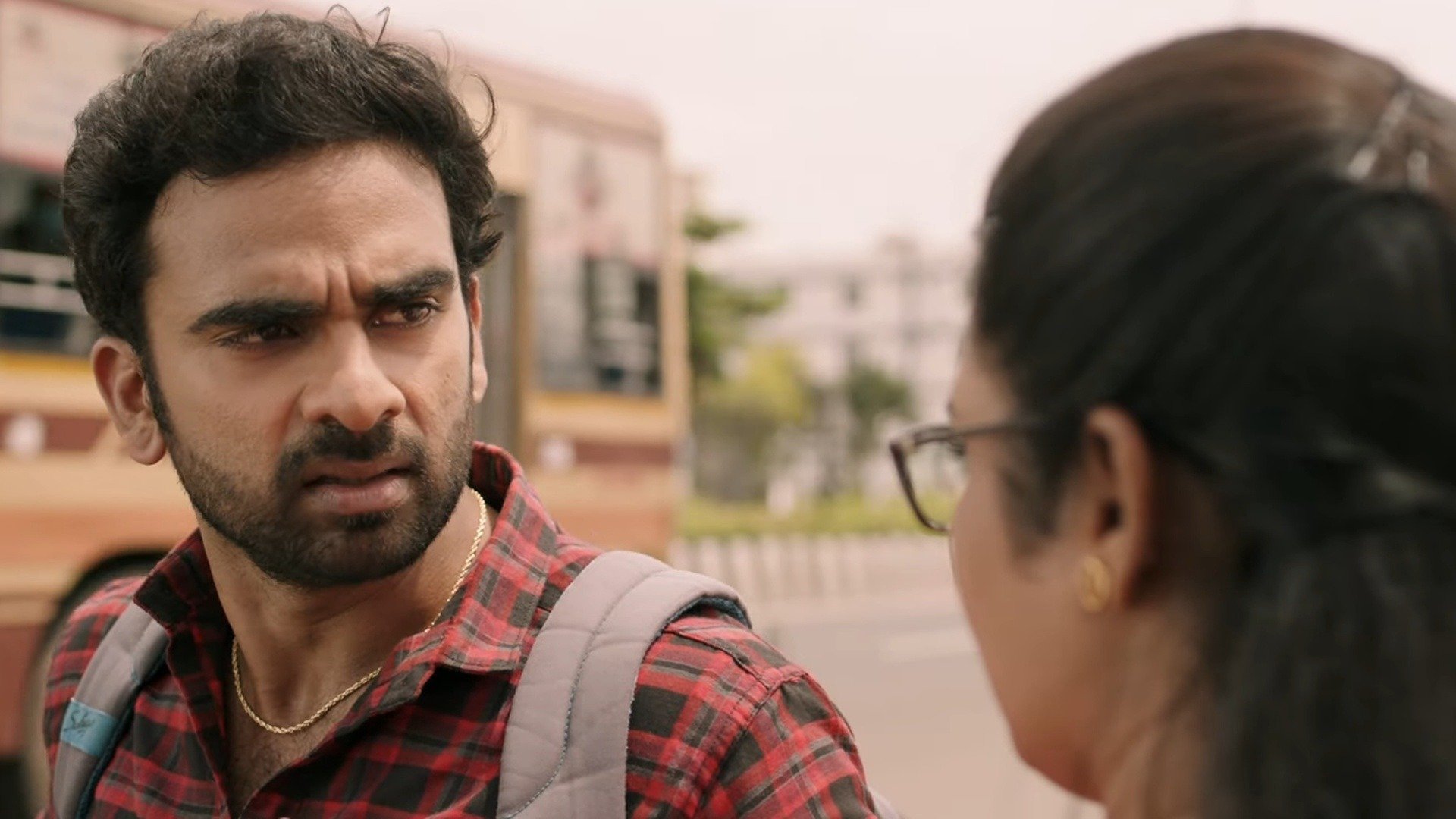 Sila Nerangalil Sila Manidhargal Online