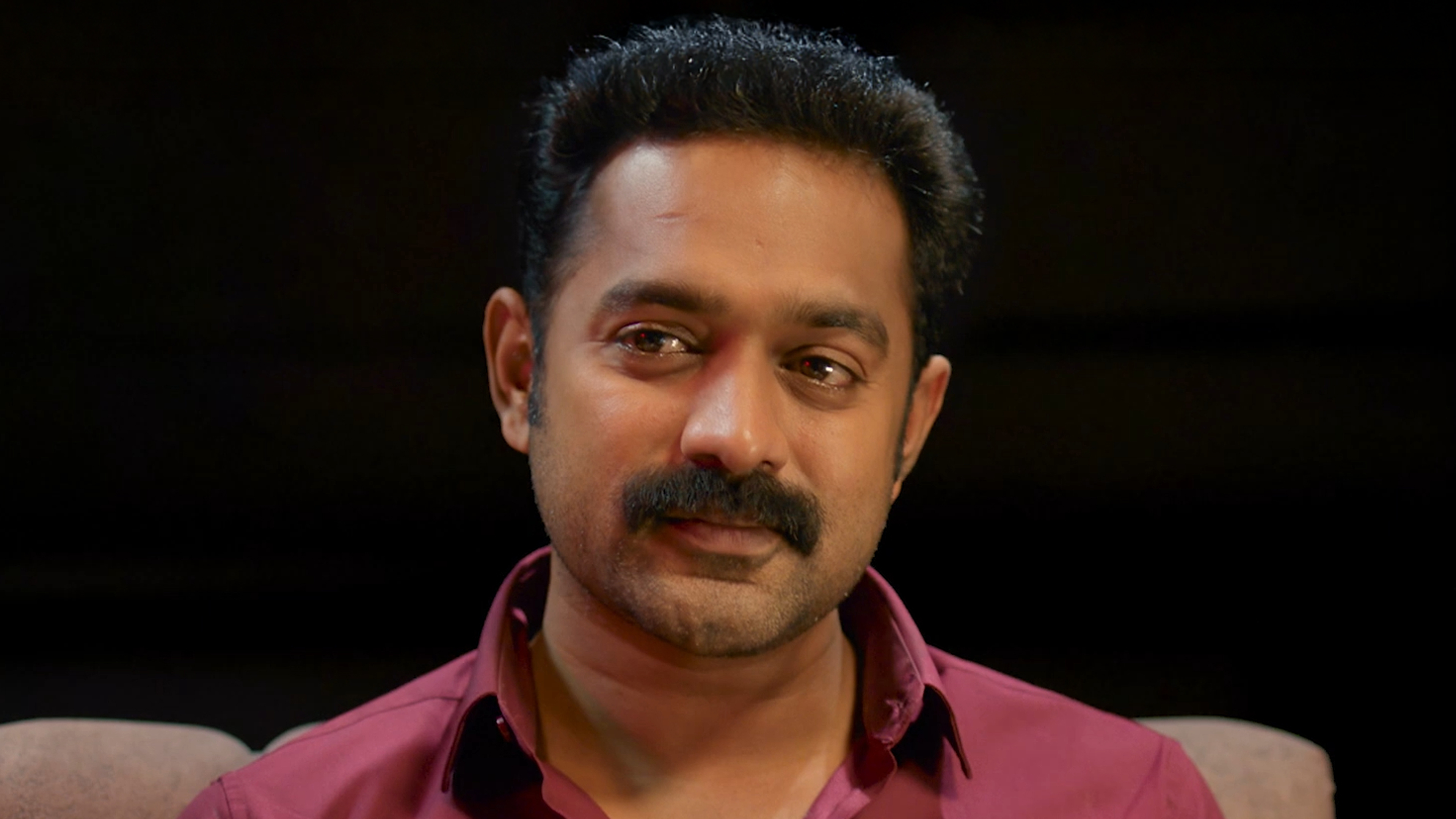 Maheshum Marutiyum Online