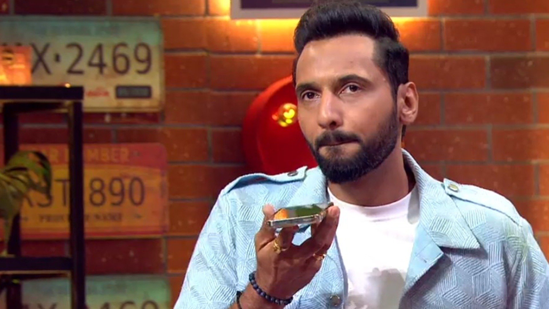 Entertainment Ki Raat - Housefull Online