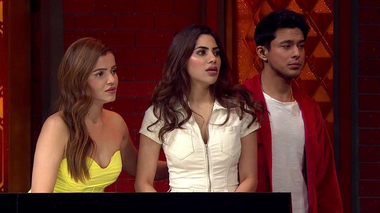Entertainment Ki Raat - Housefull Online