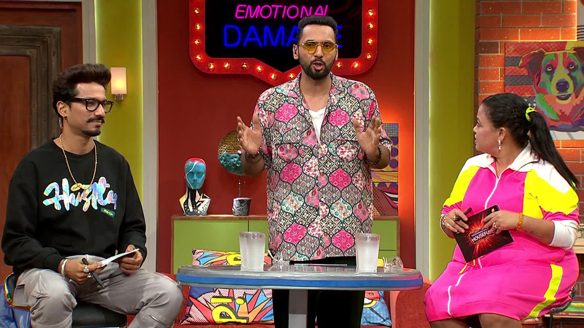 Entertainment Ki Raat - Housefull Online