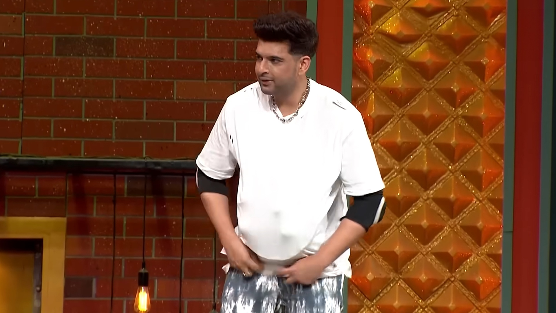 Entertainment Ki Raat - Housefull Online