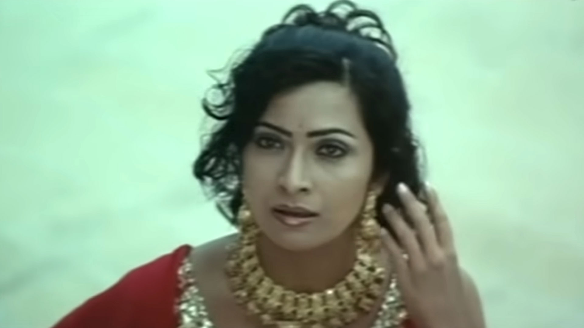 Moggina Manasu Online