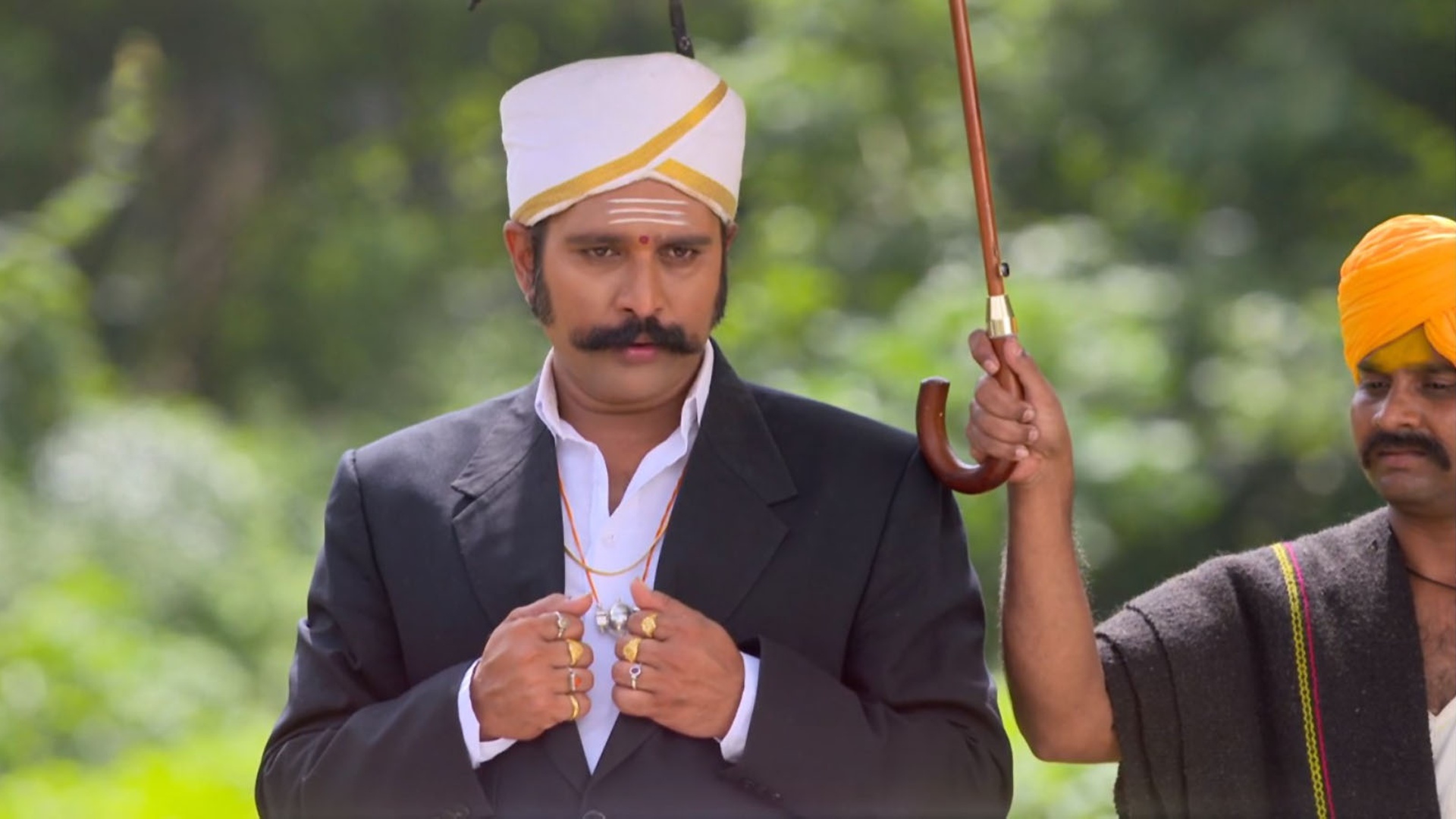 Pavada Purusha Online