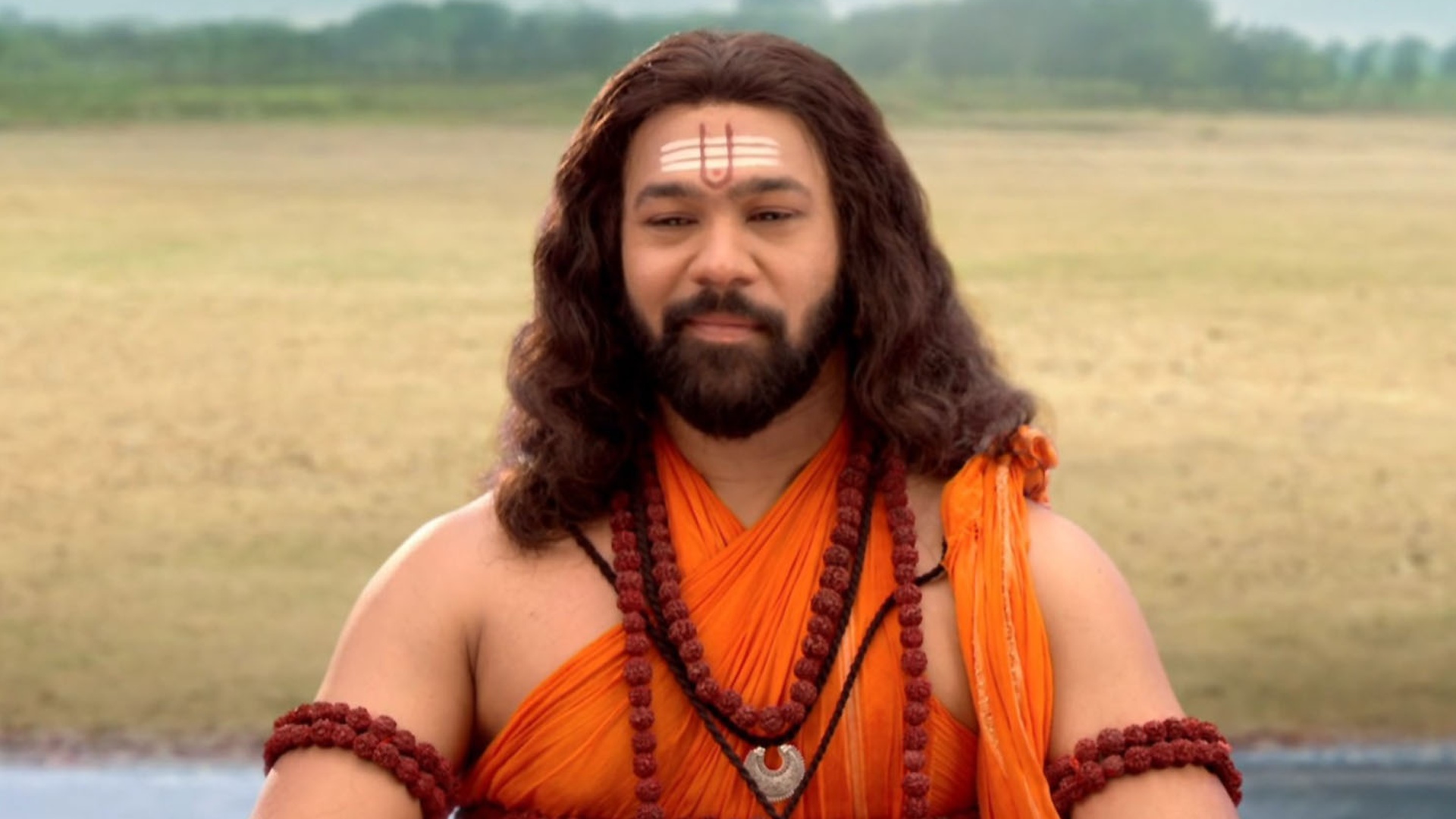 Pavada Purusha Online