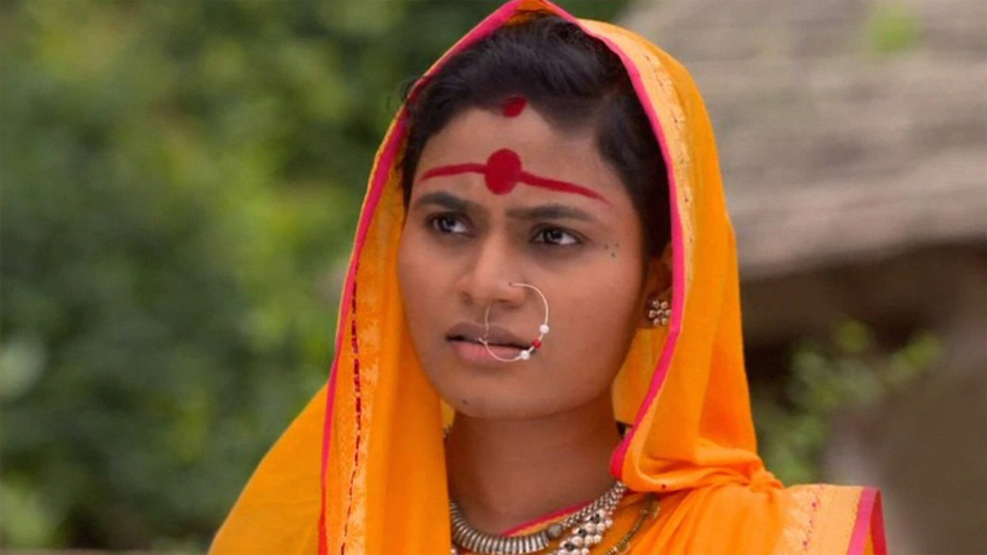 Pavada Purusha Online