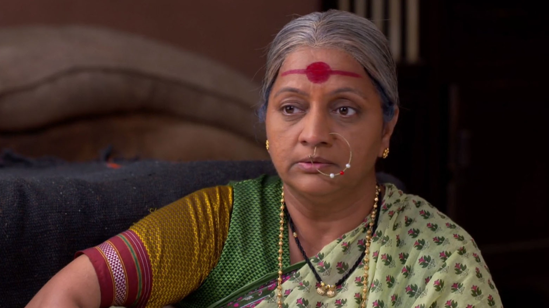 Pavada Purusha Online