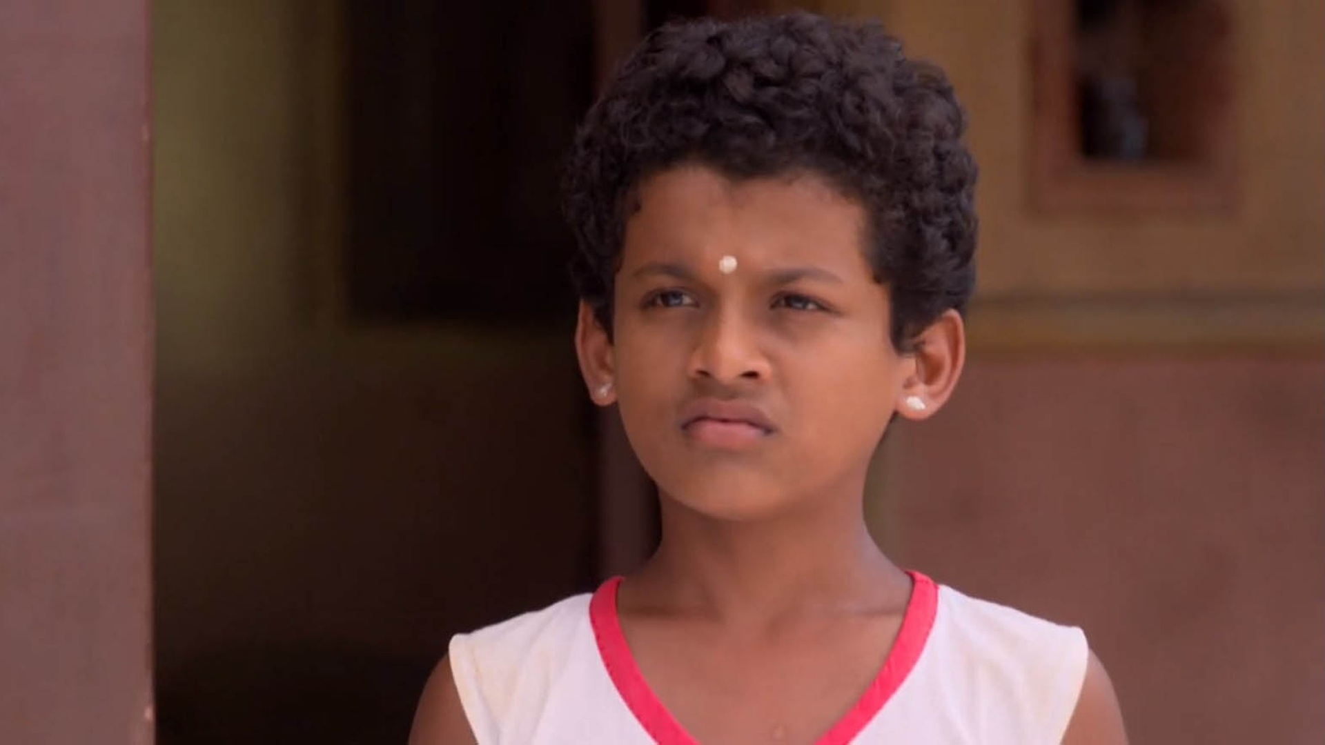 Pavada Purusha Online